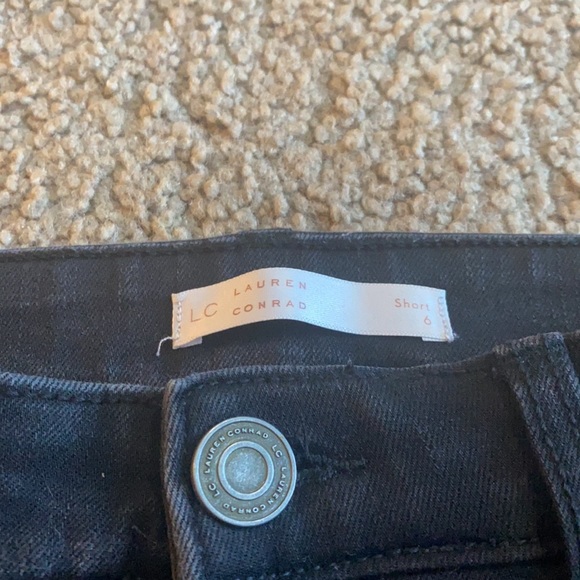 Lauren Conrad Black Cuffed Shorts - Picture 4 of 5